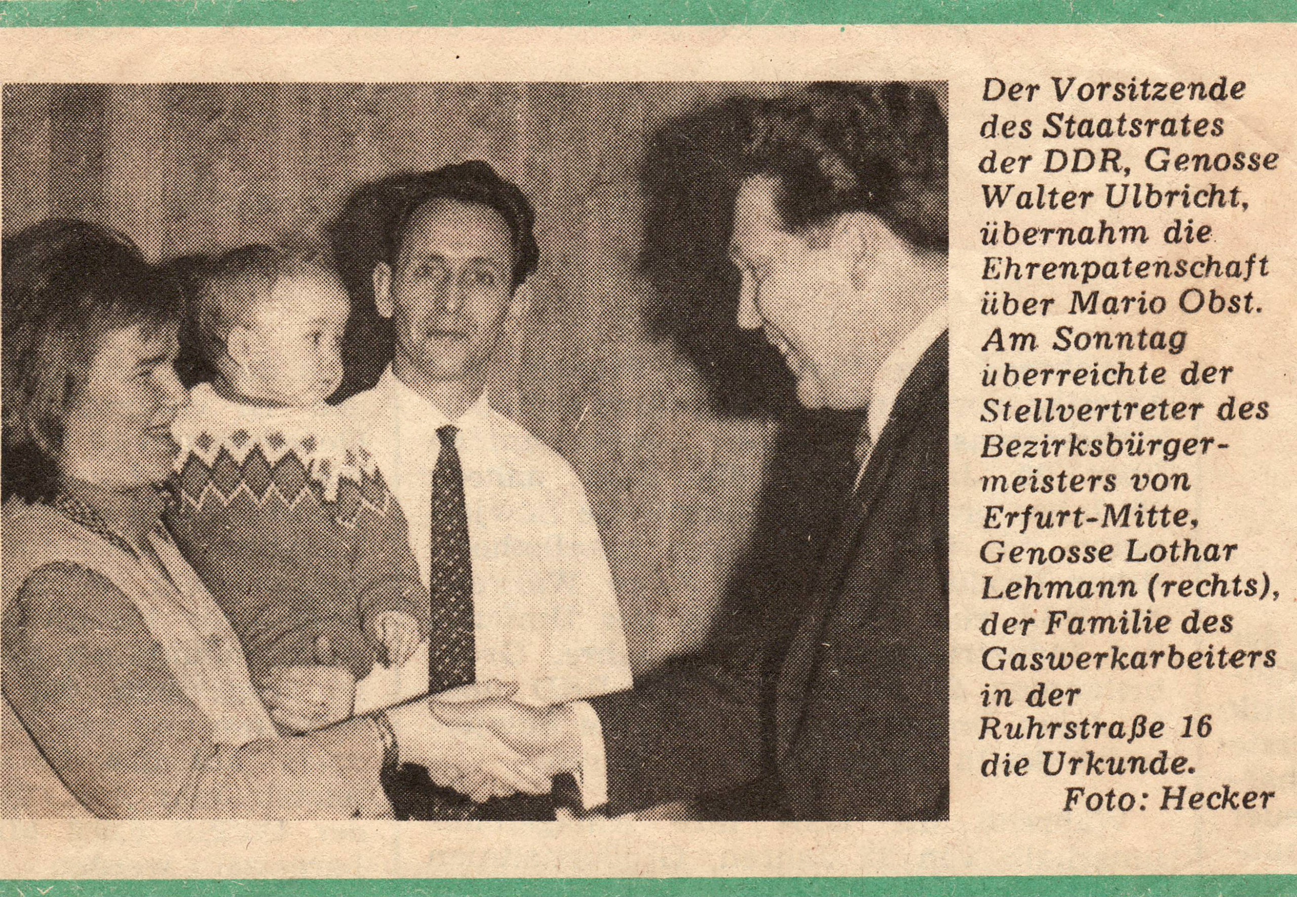 A Das Volk újság híre Walter Ulbricht tiszteletbeli keresztapaságáról